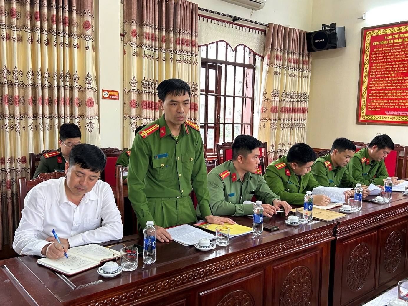 anh tin bai